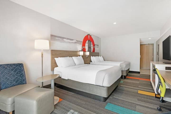 Room 21 of 35